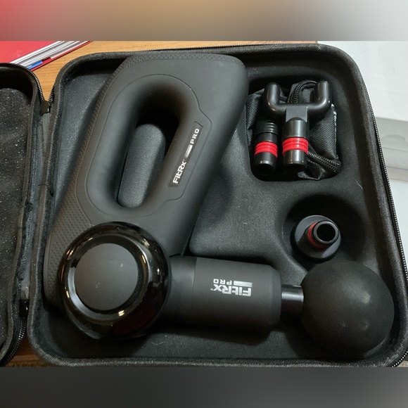 Tzumi Fit Rx Pro : Mussel massager with box and hard case multi angle massager - Picture 3 of 4